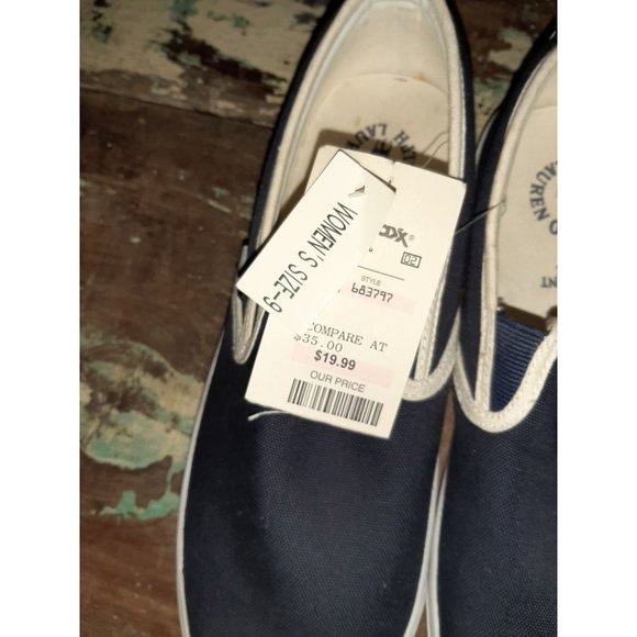 Women's shoes - Picture 2 of 7